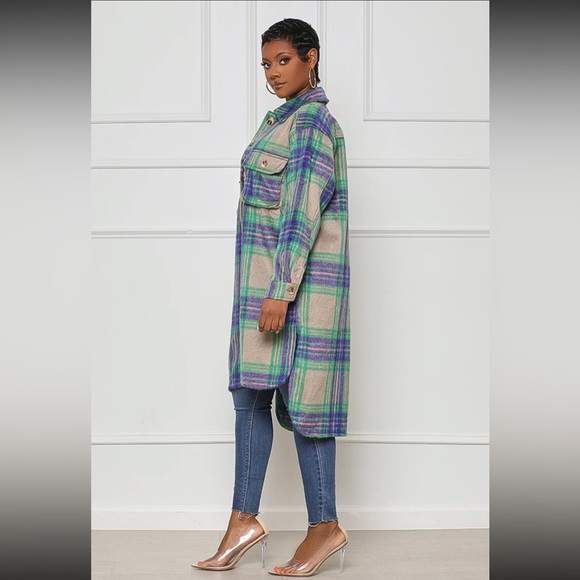 Wool Like Plaid Shaket w/Pockets - Picture 4 of 5